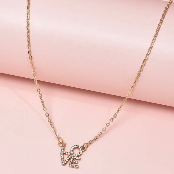 3/$30 💛 Love Necklace - Picture 2 of 4